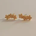 Elegante vergoldete Triple-Blüten-Ohrringe mit funkelndem Zirkonia-Pavé-Besatz - Gold (KDE2141)
