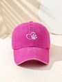 Dettaglio del ricamo a cuore e zampa su cappello in cotone lavato con luci artistiche - Taglia unica / Rosa Rossa