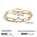 Detailed view of 18K gold plated stainless steel chain bracelet with white zircon stones - Zirconia Paperclip