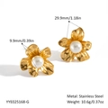 Orecchini a fiore in acciaio inossidabile placcato oro 18K con perla e dimensioni - Orecchini a Bottone con Fiore e Perla Dorata (YYE025168-G)