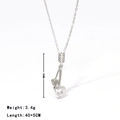 Silberne Herzanhänger-Halskette mit Kristall-Detail und Kette aus Titanstahl - Silber