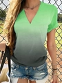 Camiseta de mujer con cuello en V y diseño de estampado degradado verde y gris - S / Tops / Verde