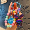 Regenbogen-Acryl-Hasen-Anhänger Armband-Schlüsselanhänger mit bunten Perlen und LOVE-Motiv - Schwarz
