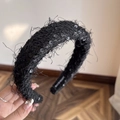 Serre-tête en peluche noire avec paillettes et franges en laine pour un effet haut de tête - Noir