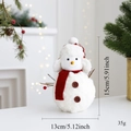 Dettaglio dell'ornamento di pupazzo di neve in peluche con dimensioni di 15x13cm - Taglia Media (Pupazzo di Neve con Cappello Lei Feng)