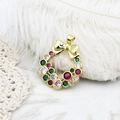 Colgante corona de Navidad con circonitas de colores y lazo en metal chapado en oro 18K - Guirnalda de Navidad (26*30mm)