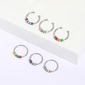Bague ajustable argentée avec perles en émail coloré et placage en or blanc 14 carats - Série Bleue - Ouverte / 14k