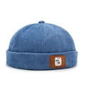 Gorro docker de pana azul cielo con parche de cuero marrón y textura aterciopelada - Ajustable / Azul