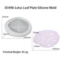 Makroansicht der Silikonform Seerosenblatt neben dem fertigen Harzschalenprodukt - D3496-Lotusblatt-Schalenform