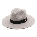Detail of straw fedora hat featuring a black grosgrain ribbon and golden bee ornament - M(56-58cm) / Light Gray