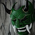Masque Hannya japonais vert foncé avec cornes noires et crocs blancs pour cosplay Halloween - Résine / Grande Hannya Verte