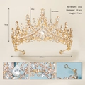 Dettaglio corona da sposa dorata con strass scintillanti e specifiche dimensionali - Base Oro Pietra Bianca