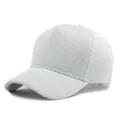 Weiße atmungsaktive Mesh-Baseballkappe für den Sommer mit gebogener Krempe und hoher Krone - Große Größe(59-65cm) / Weiß