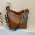 Grand sac cabas vintage marron avec une large bandoulière à motifs géométriques bleus - Marron
