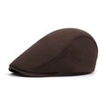 Clásica gorra newsboy de sarga marrón oscuro con paneles estructurados vista lateral - café