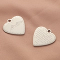 Colgantes de corazón de acero inoxidable plateado con grabado sobre tela rosa suave - Color Acero