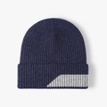 Gorro azul oscuro con patrón geométrico gris claro, tejido de punto y forro cálido - Azul Marino (23B006)
