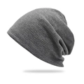 Berretto slouchy grigio scuro a maglia a nido d'ape per calore e stile invernale - M(56-58cm) / Grigio