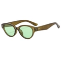 Retro cat-eye schildpad zonnebril met donkergroene glazen en zilveren klinknagel details - D18 Z-3 / Olijfgroen Frame Groene Lenzen