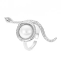 Silberner Schlangenring mit einer großen weißen Perle und verstellbarem offenem Banddesign - Schlange Perle Offener Ring / Silber