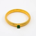 Detail of 18k gold-plated snake bone bracelet with emerald cut green zircon stone - 12mmx20cm / Emerald Green Zirconia