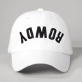Gorra de béisbol de algodón blanco con bordado ROWDY negro de estilo streetwear - Talla única / Blanco