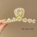 Pince à cheveux dorée avec perles et fleurs blanches, taille environ 11,5 cm - 86# Demi-perle Camélia