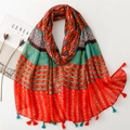 Écharpe ethnique à motifs géométriques avec pompons colorés pour voyage et soleil - Vert (SL2404-015)