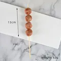Modello realistico di spiedino di polpette grigliate, lunghezza 13 cm e peso 63 g - Grande Spiedino Barbecue - Polpette di Manzo