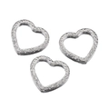 Colgantes de corazón de acero inoxidable plateado martillado para crear joyería DIY - Color Acero