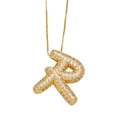 Collier doré avec pendentif lettre R orné de cristaux de zircone cubique micro-pavés - Lettre R