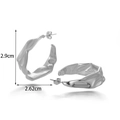Orecchini a cerchio a C irregolari ritorti in argento lucido con misura di 2,9 cm - Argento Irregolare Tondo
