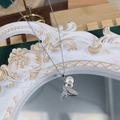 Zilverkleurige vissenstaart ketting met witte parel en micro-pave diamanten hanger - Zilver