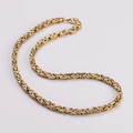 Dettaglio della collana bizantina dorata da 6 mm in acciaio inossidabile con maglie fini - Oro