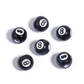 Detailansicht runder Acryl-Billardperlen Nr. 8 in Schwarz für DIY-Schmuckherstellung - Schwarze Billard 8