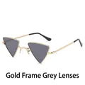 Driehoekige zonnebril met smal gouden metalen frame en grijze glazen - Gouden Frame Grijze Lens
