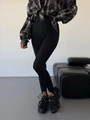 Vintage plaid long sleeve shirt paired with high-waisted slimming leggings for a retro look - S / Black