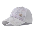 Dettaglio cappellino da baseball in mesh bianco con logo M dorato e visiera mimetica - Regolabile / Logo M Colorato Bianco