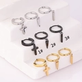 Orecchini a cerchio in acciaio inox con ciondoli a croce e punta in oro, argento e nero - Stile Croce / Oro
