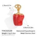 Detail view of a 18K gold chili pendant with size and weight specs for DIY jewelry - Red Chili Style (YYAC025109)
