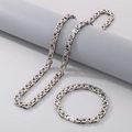 Dettaglio del set collana e bracciale bizantino in acciaio inossidabile argento su grigio - Bracciale 6mm (21cm) / Color Acciaio
