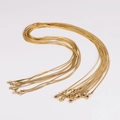 Detalle de elegantes cadenas planas doradas de 2 mm con cierres de langosta - 2mm*45cm (Paquete de 10 piezas) / Dorado