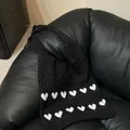 Bolso tote de punto negro con patrones de corazones blancos y correa de rayas - Negro con corazón blanco - dos filas