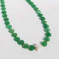 Beaded necklace with green heart stones, golden beads and white baroque heart pearl - Green