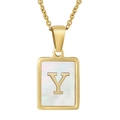 Collier doré en acier inoxydable avec pendentif en nacre et lettre Y sur blanc - Lettre Y