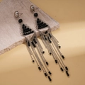 Pendientes geométricos de cadena plateada con borlas y cuentas negras de estilo gótico - Perno de plata-Negro