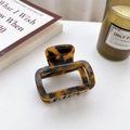 Tortoiseshell acetate square hair claw clip in amber finish for retro styling - Small Brown Tortoiseshell-5cm (No Logo)