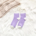 Chaussettes d'hiver en polaire corail avec design bicolore violet et blanc - Violet Clair Uni