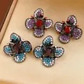 Orecchini a farfalla vintage con zirconi colorati in una scatola regalo dorata - Vintage Colori Misti