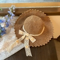 Brown crochet straw sun hat with lace ribbon and daisy floral details for women - M / Pentagram White Flower-Khaki